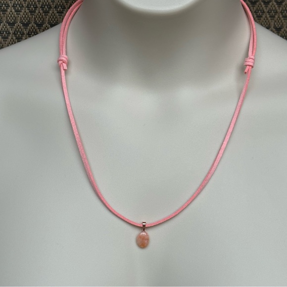 Dainty Handmade Strawberry Quartz Beach Stone Pink Suede adjustable slid… - Picture 3 of 4